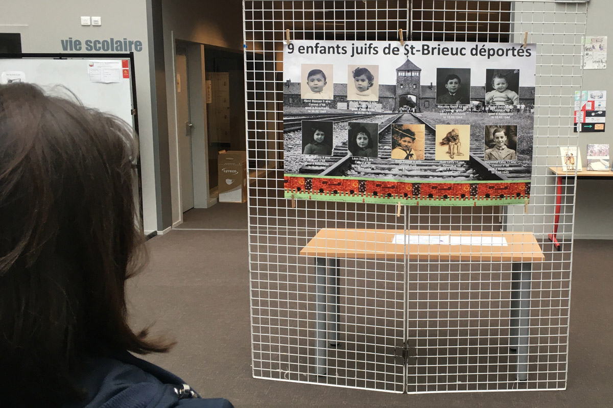 L'exposition sur les enfants juifs de Saint-Brieuc réalisée par le collège d'Hillion