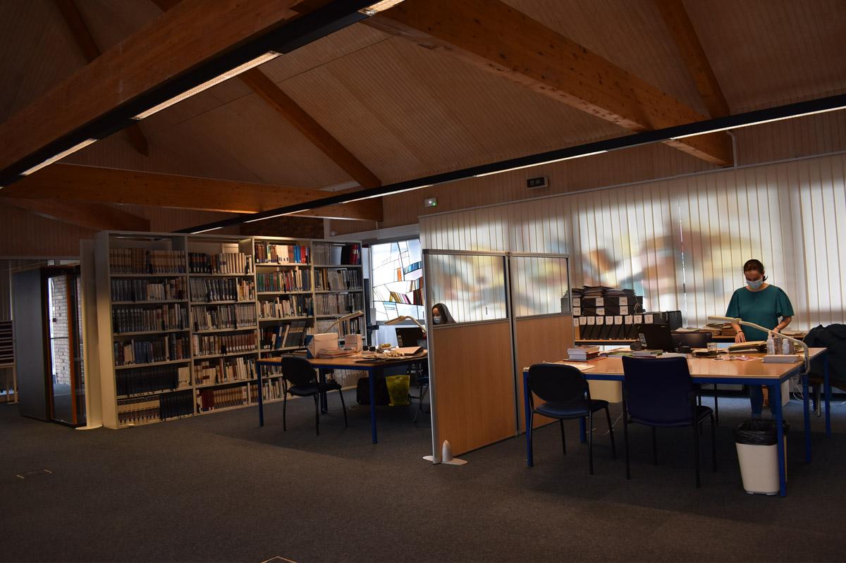 La salle de lecture des Archives transformée en open space